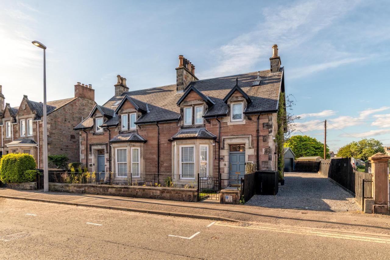 Luxury Inverness Central Apartment Private Parking Εξωτερικό φωτογραφία