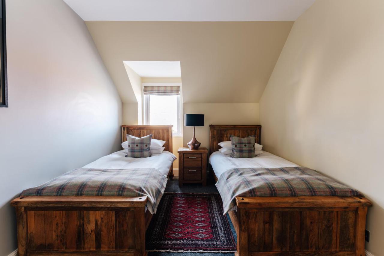 Luxury Inverness Central Apartment Private Parking Εξωτερικό φωτογραφία